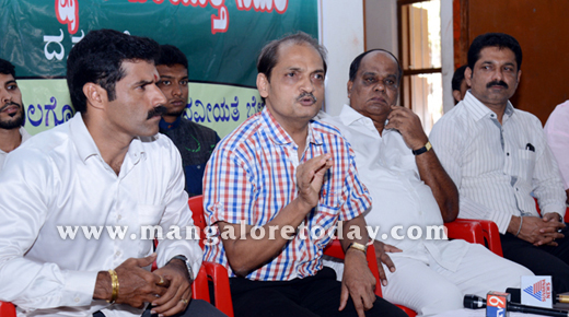  Yettinahole controversy 